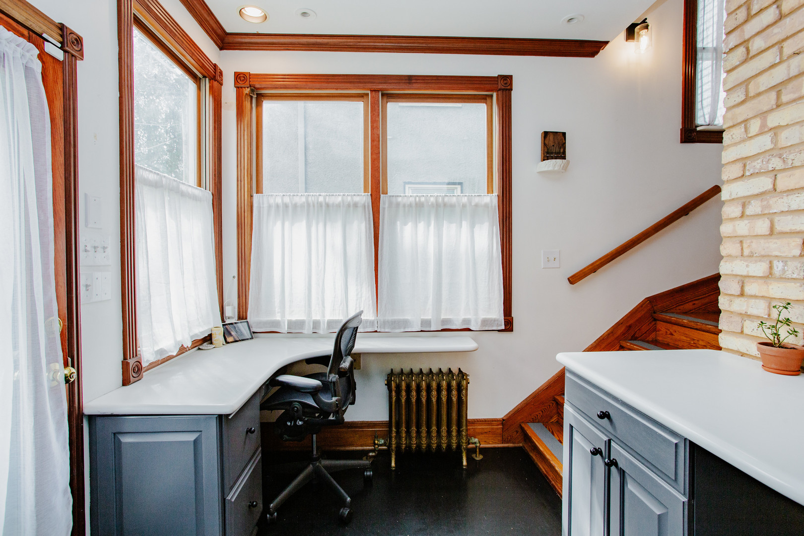 108 Wesley Avenue, Oak Park, IL 60302