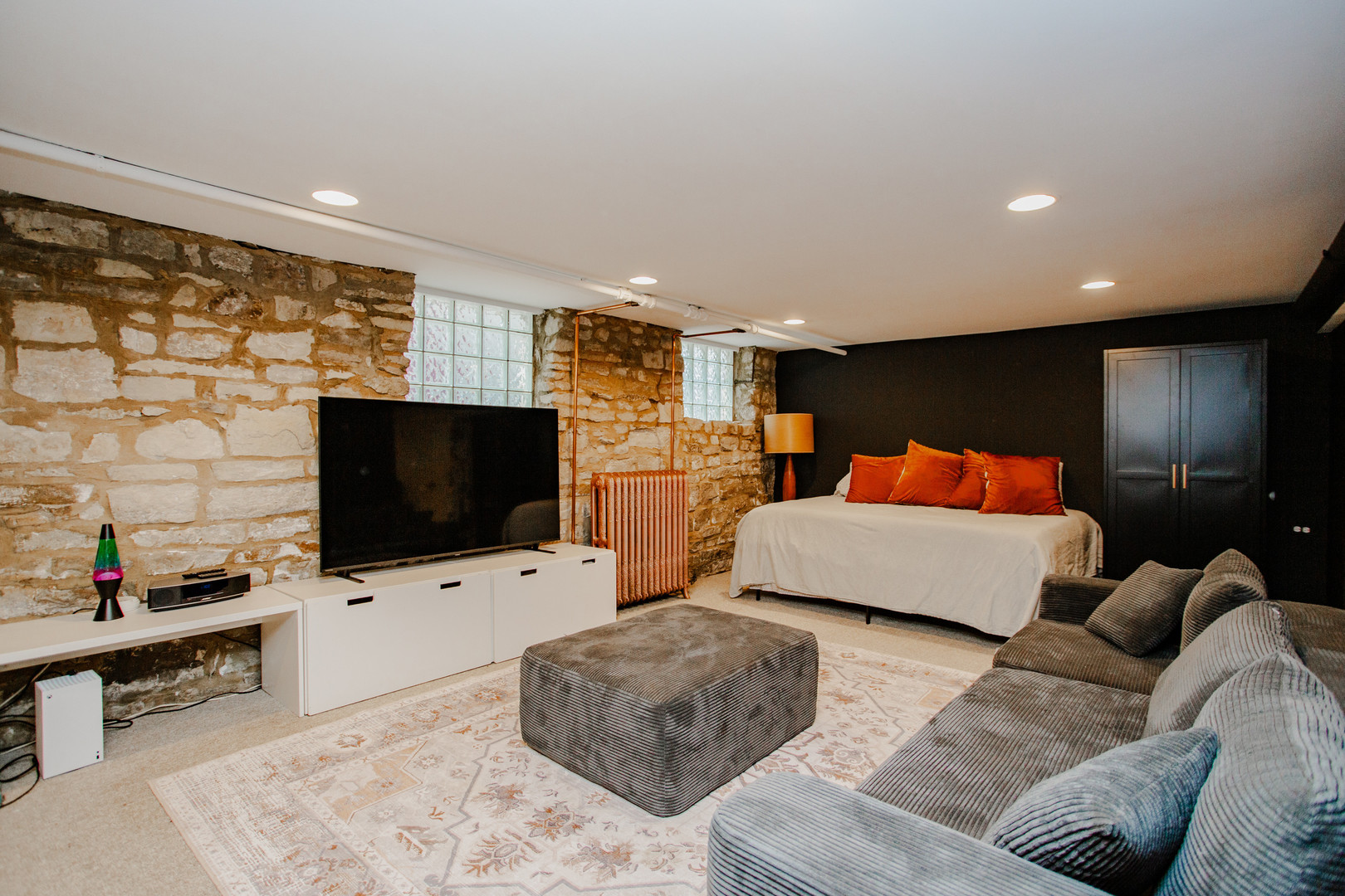 108 Wesley Avenue, Oak Park, IL 60302