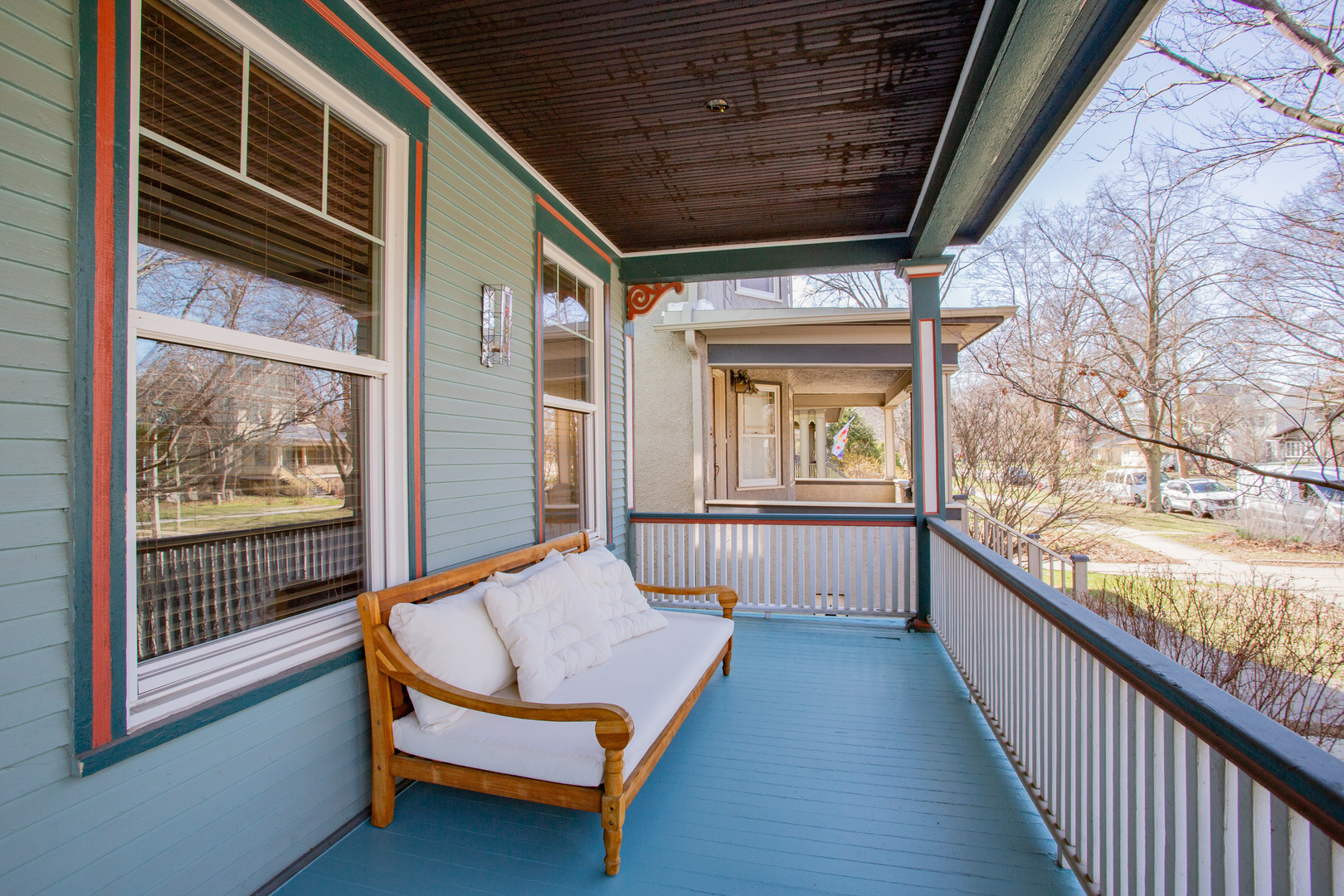 108 Wesley Avenue, Oak Park, IL 60302