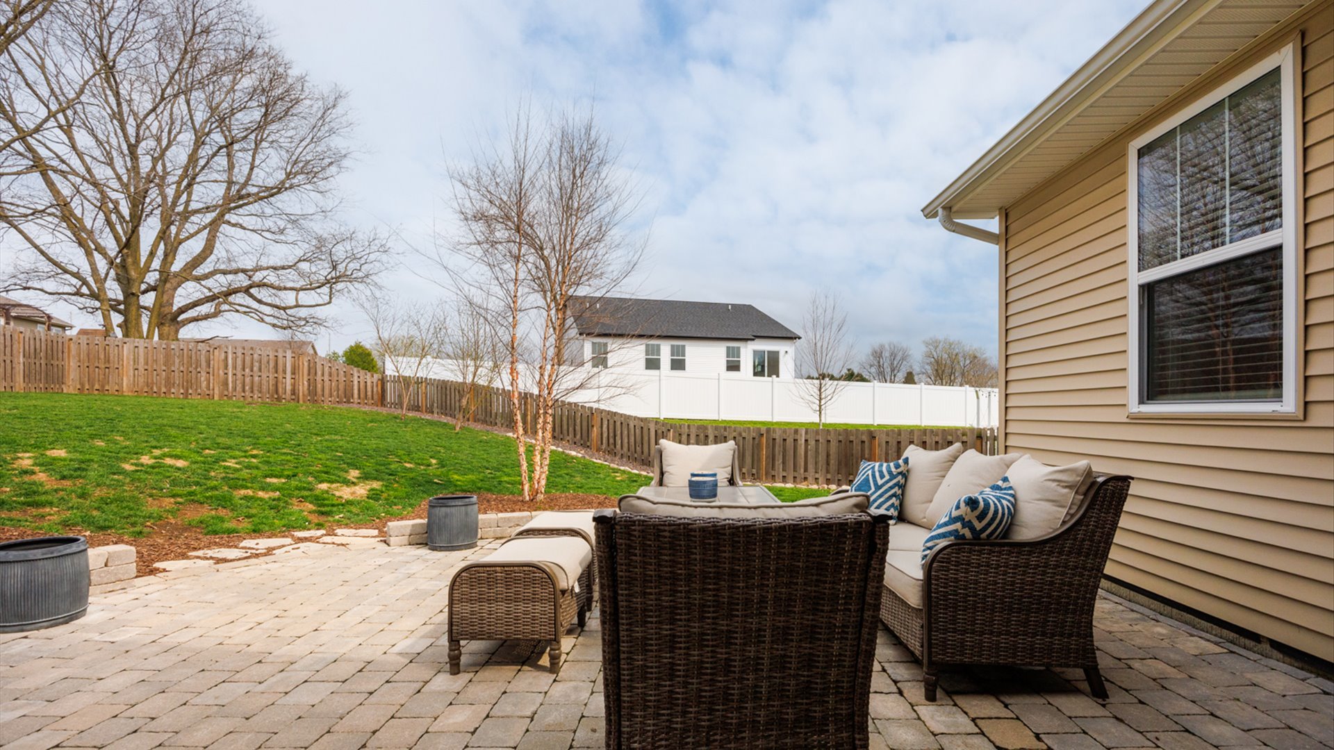 1001 Bach Drive, Bloomington, IL 61704