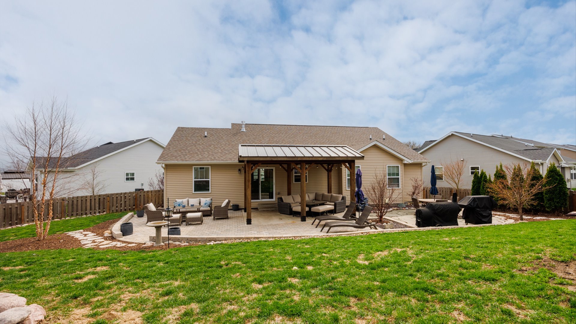 1001 Bach Drive, Bloomington, IL 61704