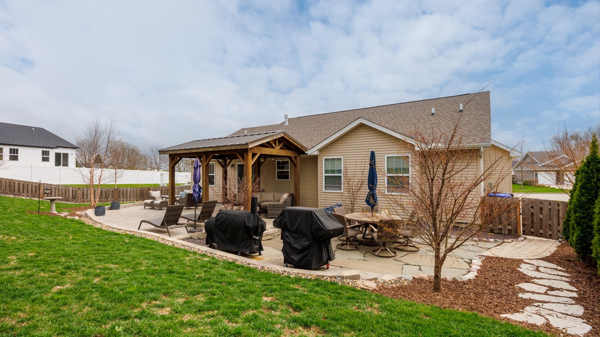 1001 Bach Drive, Bloomington, IL 61704