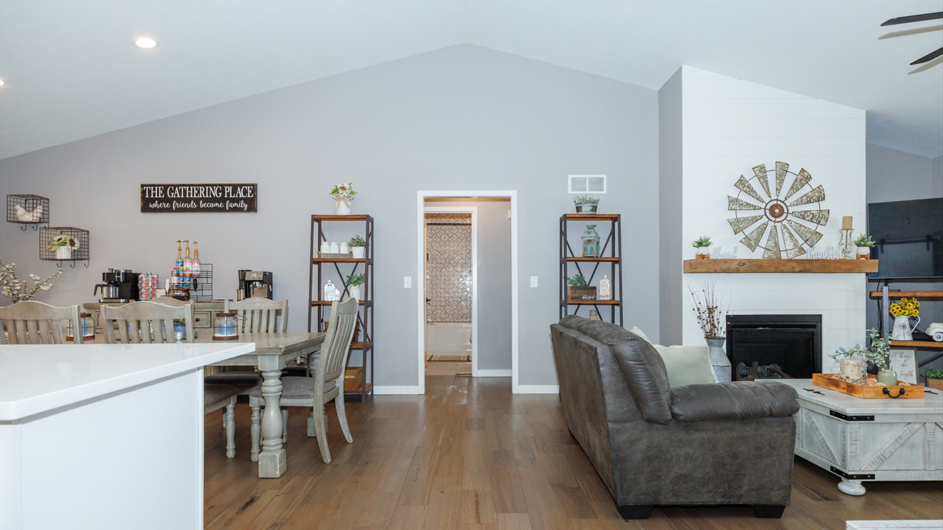 1001 Bach Drive, Bloomington, IL 61704