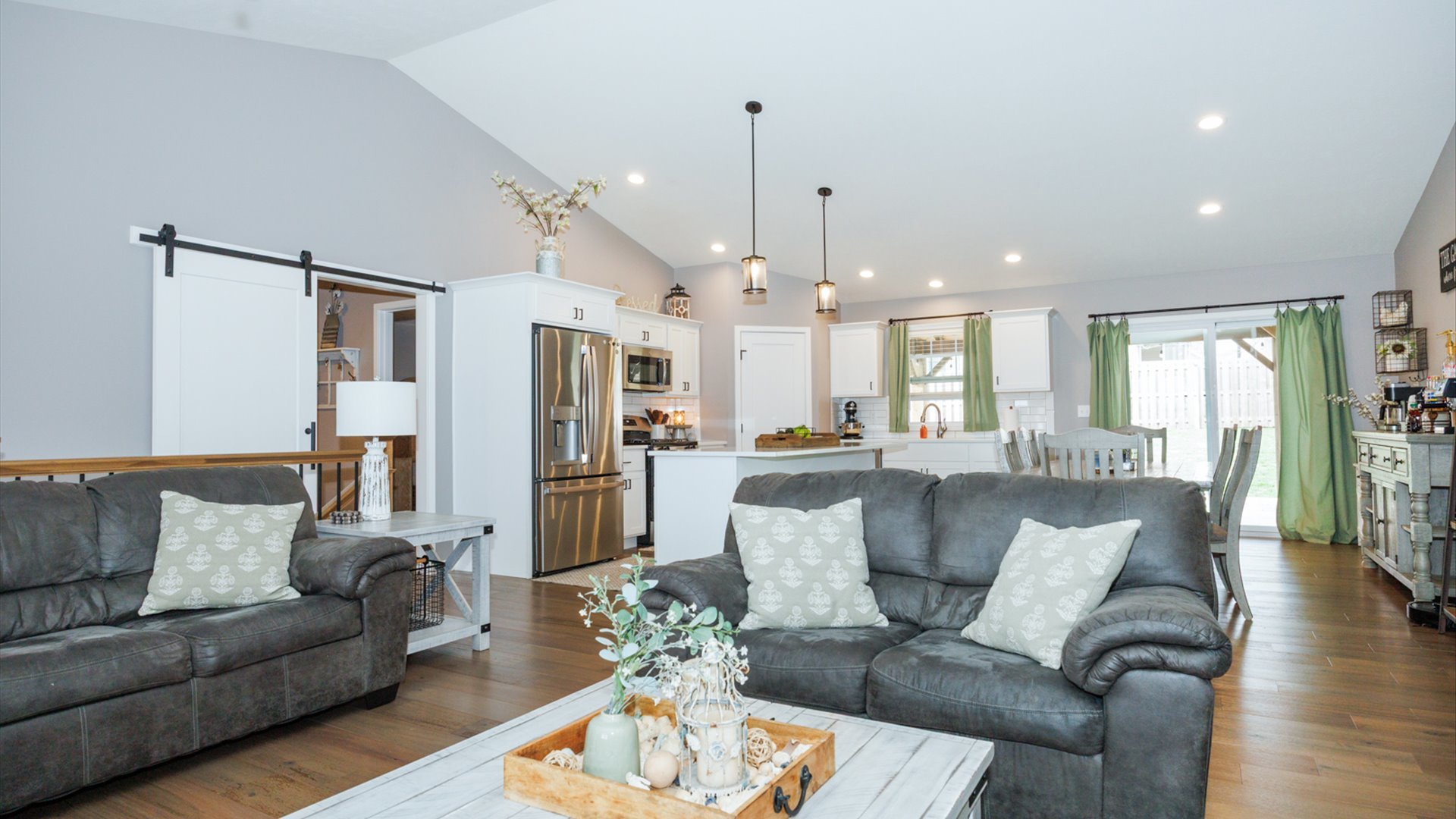 1001 Bach Drive, Bloomington, IL 61704