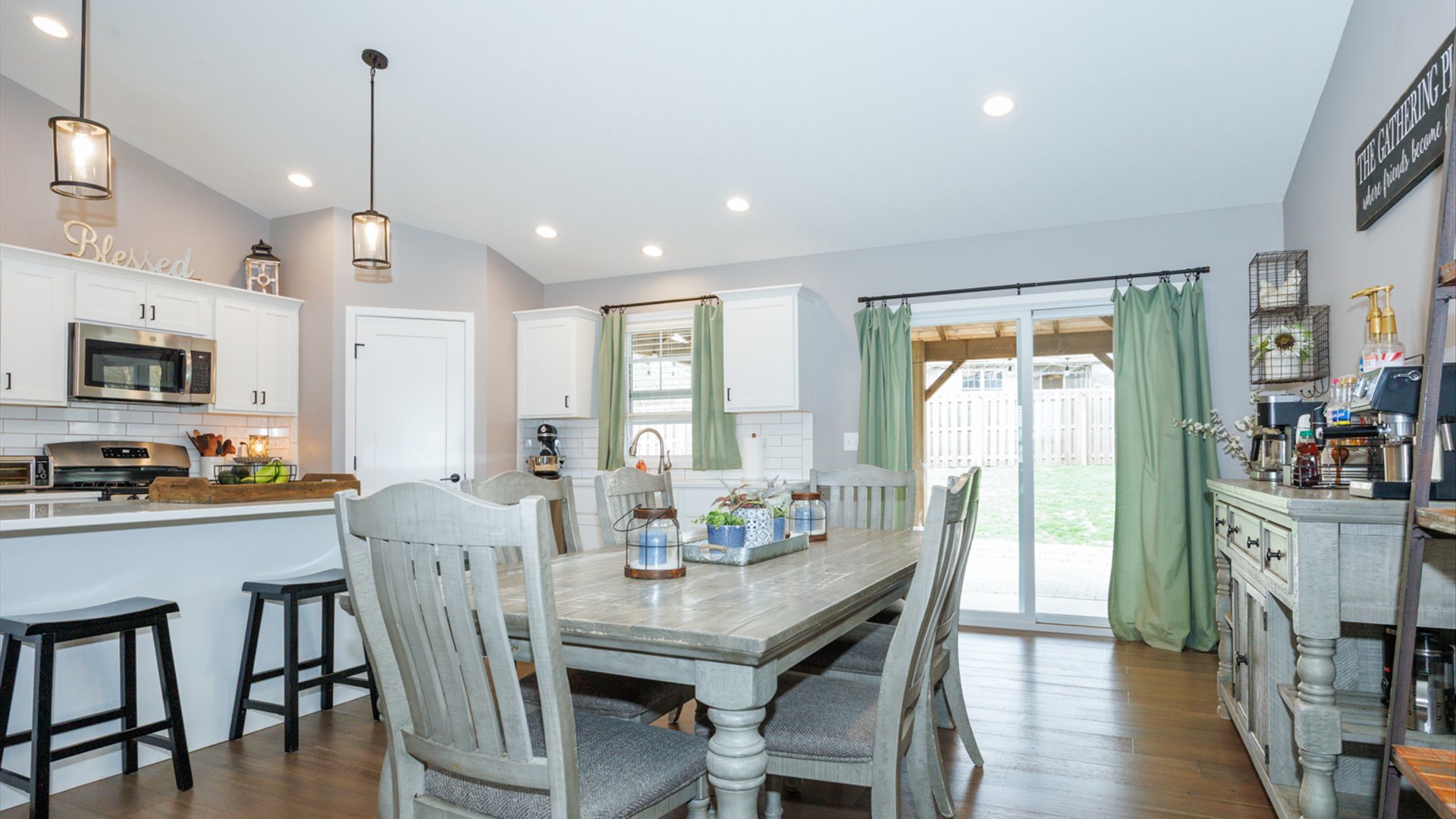 1001 Bach Drive, Bloomington, IL 61704