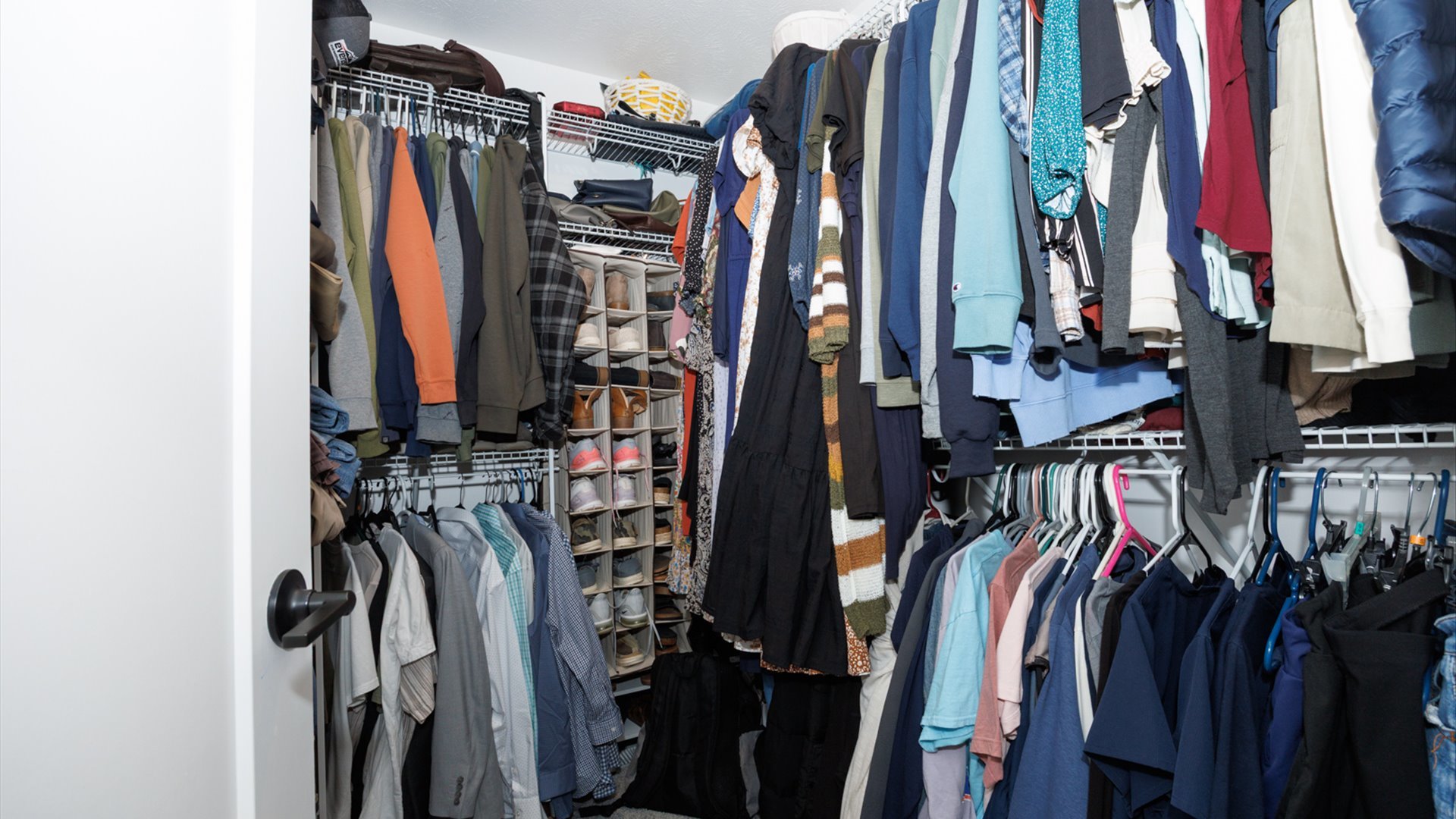 1001 Bach Drive, Bloomington, IL 61704