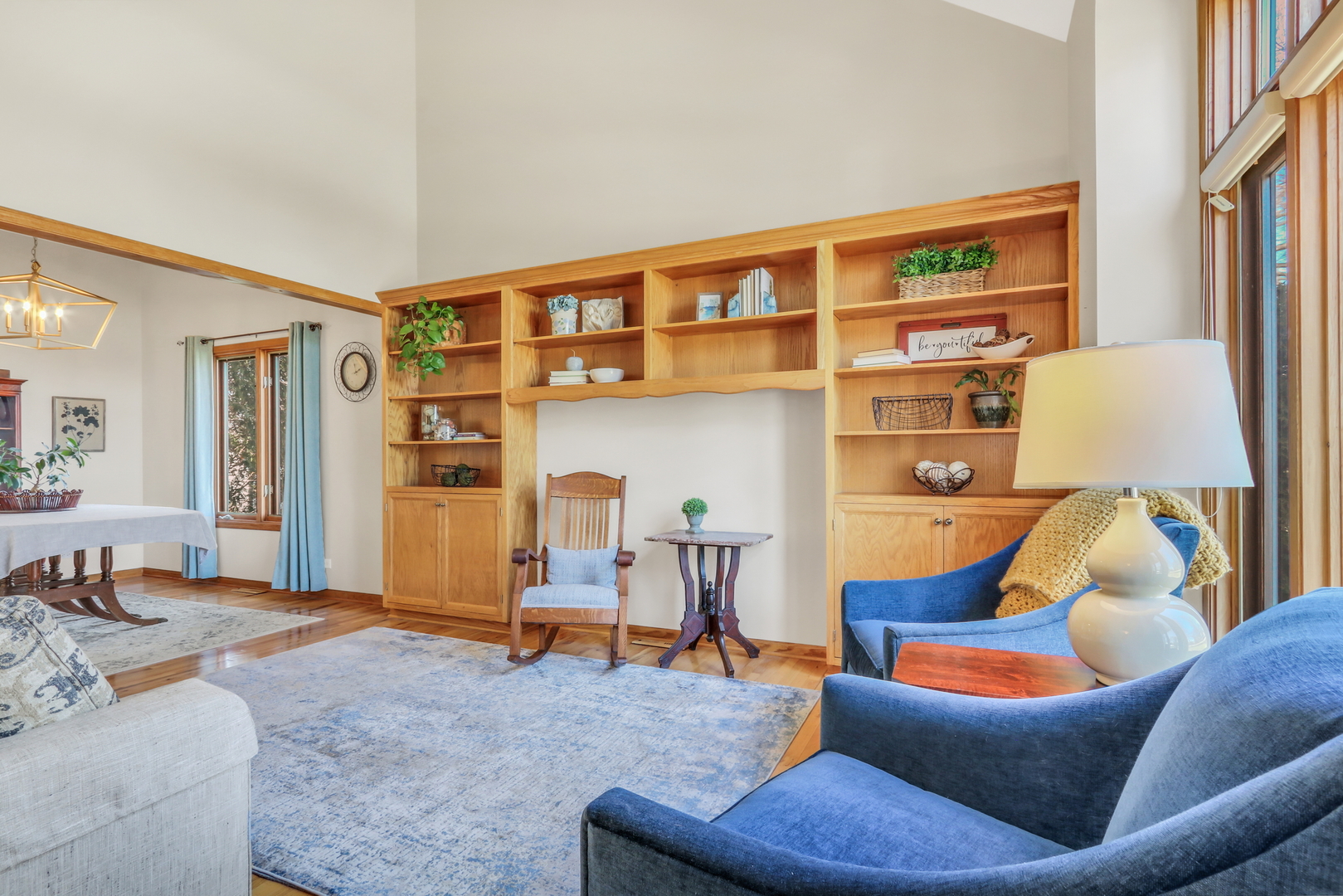 41034 N 1st Street, Antioch, IL 60002