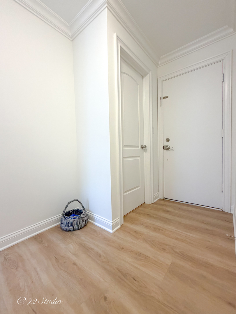 5 Echo Court #12, Vernon Hills, IL 60061