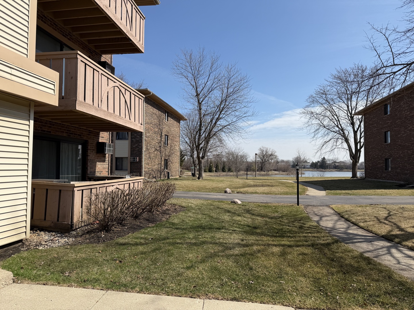 5 Echo Court #12, Vernon Hills, IL 60061