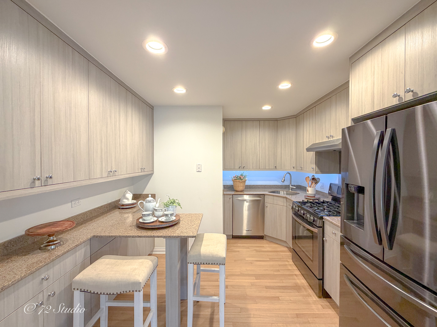 5 Echo Court #12, Vernon Hills, IL 60061