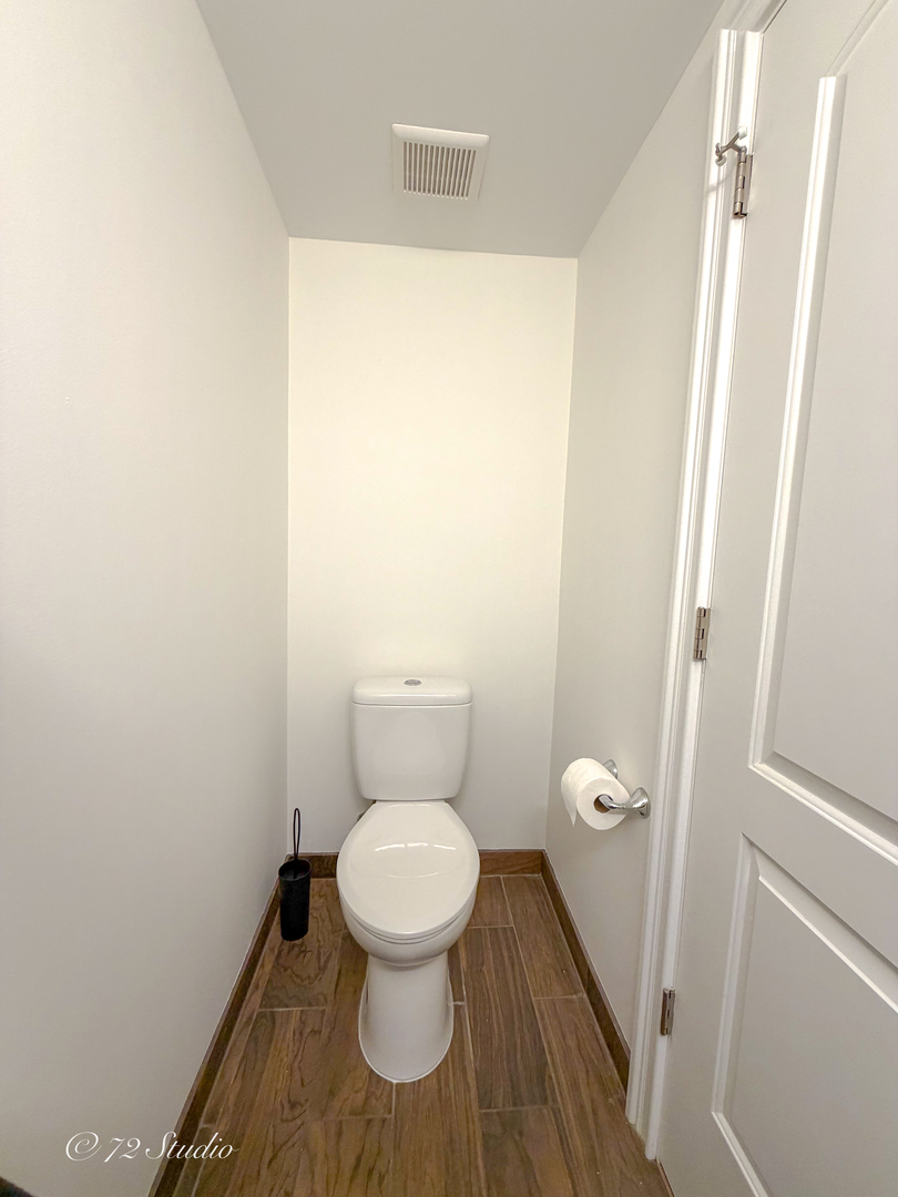 5 Echo Court #12, Vernon Hills, IL 60061