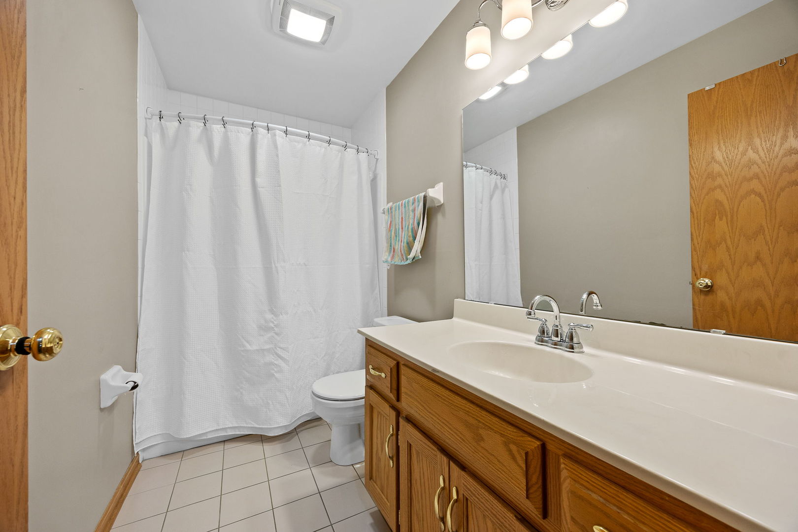 1334 Walsh Drive, Yorkville, IL 60560