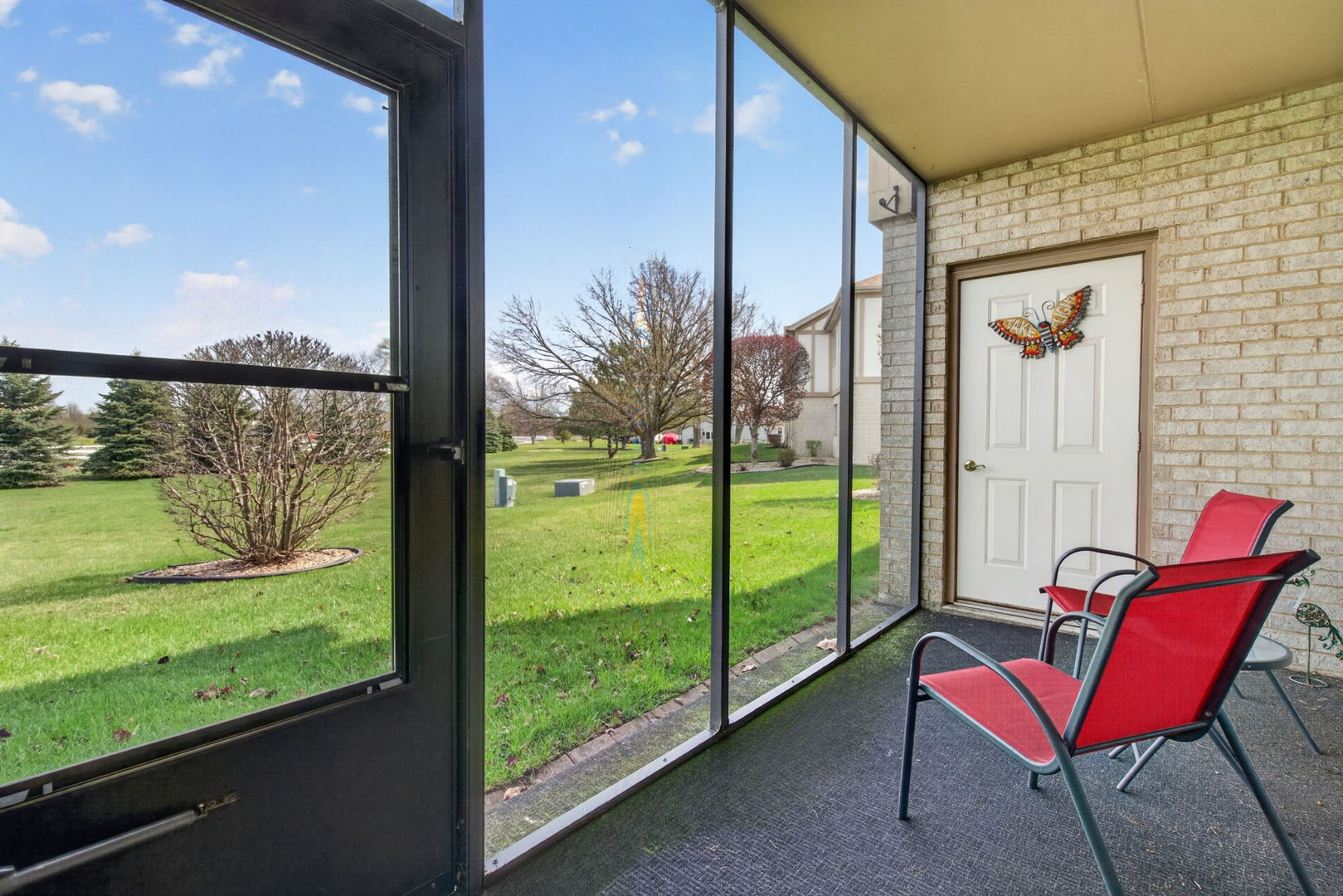 6420 Pine Trail Lane #1, Tinley Park, IL 60477