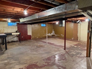 208 W State Street, North Aurora, IL 60542