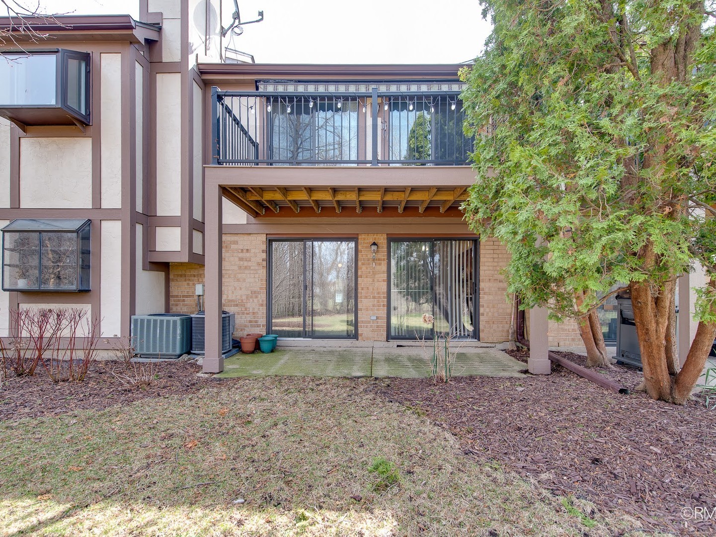 715 Elizabeth Drive #24, Wood Dale, IL 60191