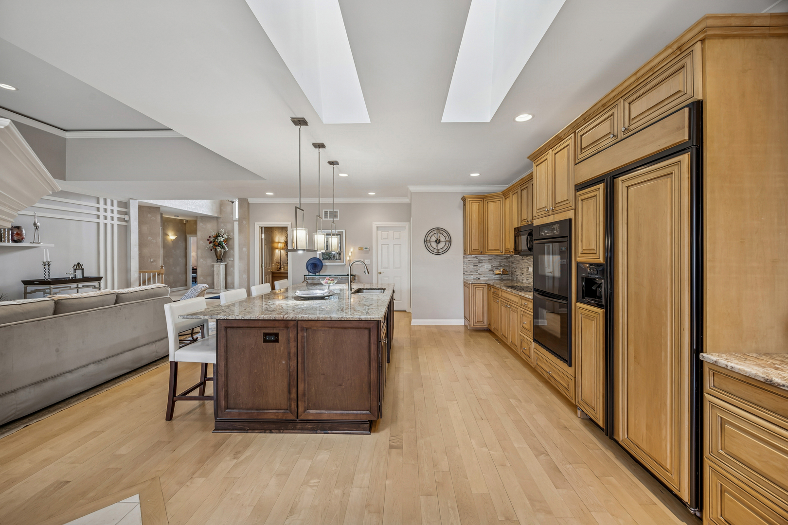 8711 Berkley Court, Orland Park, IL 60462