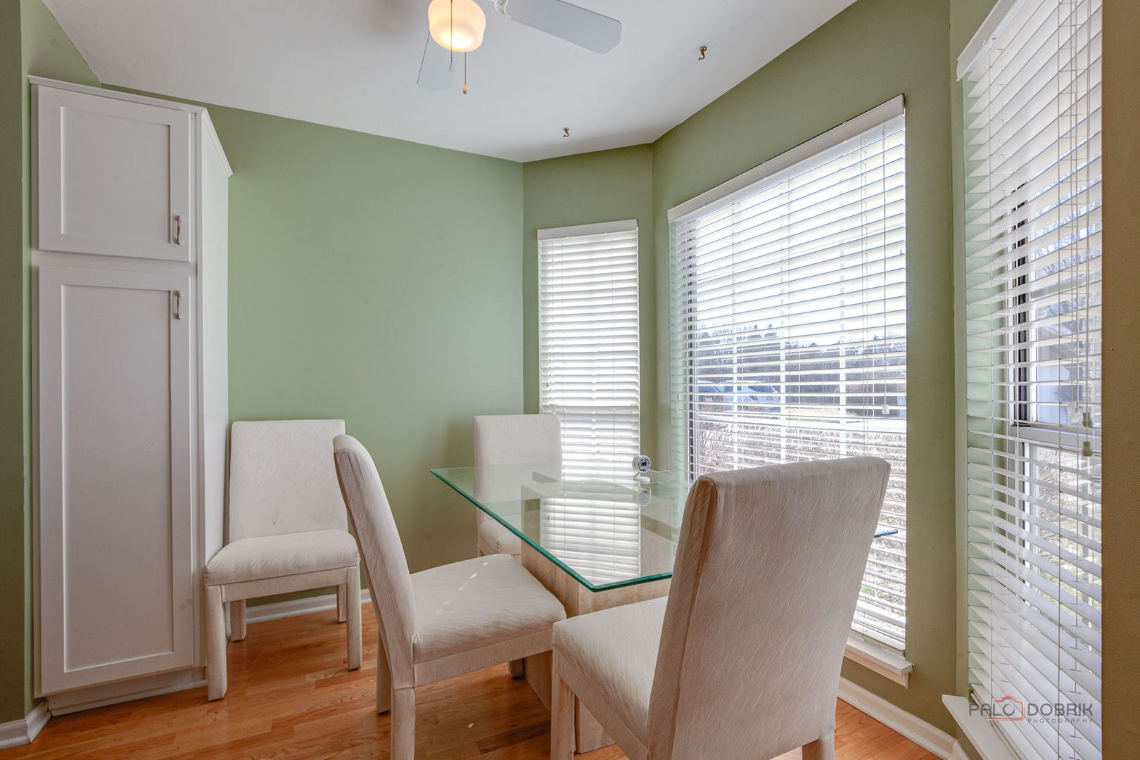 1835 Somerset Court, Gurnee, IL 60031