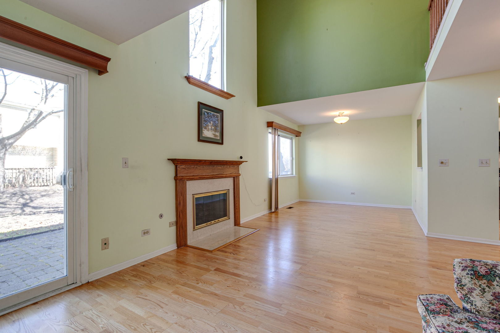 1835 Somerset Court, Gurnee, IL 60031