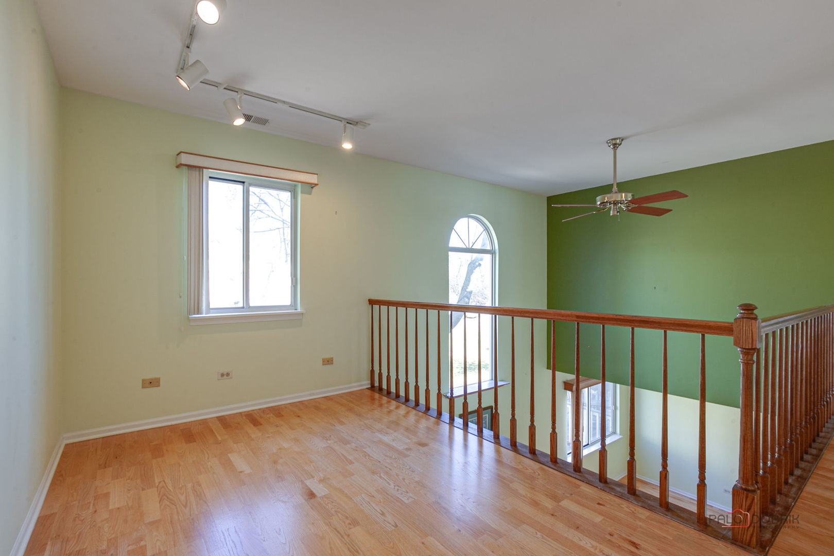 1835 Somerset Court, Gurnee, IL 60031