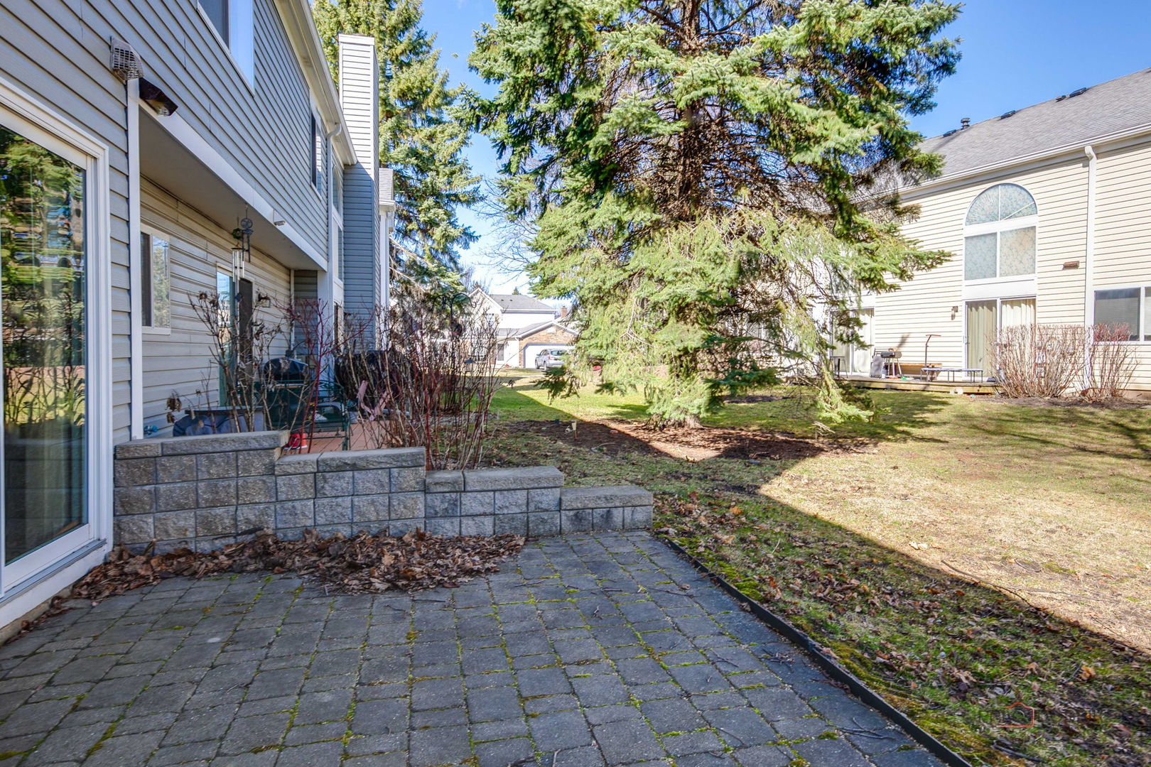 1835 Somerset Court, Gurnee, IL 60031