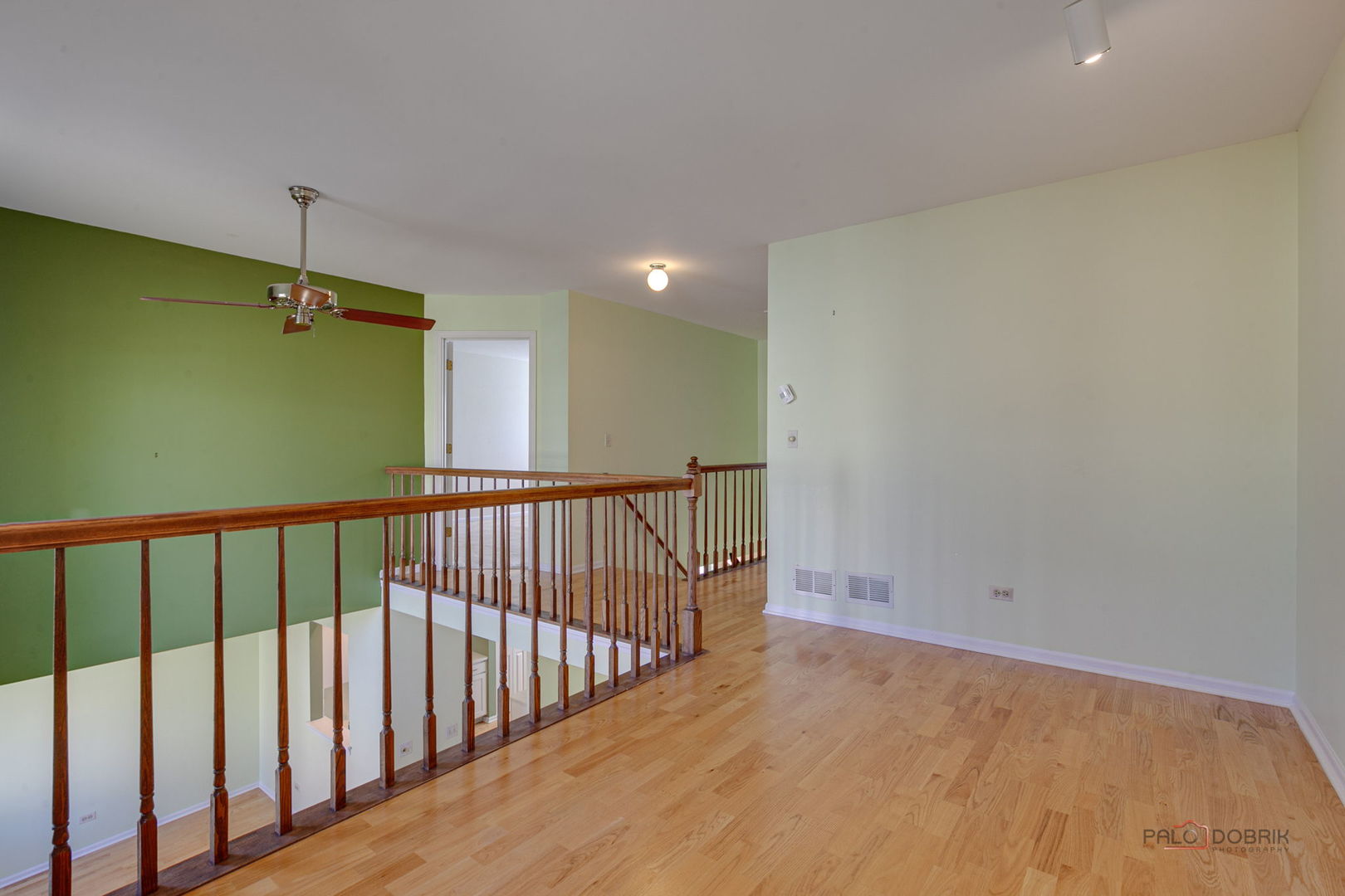 1835 Somerset Court, Gurnee, IL 60031