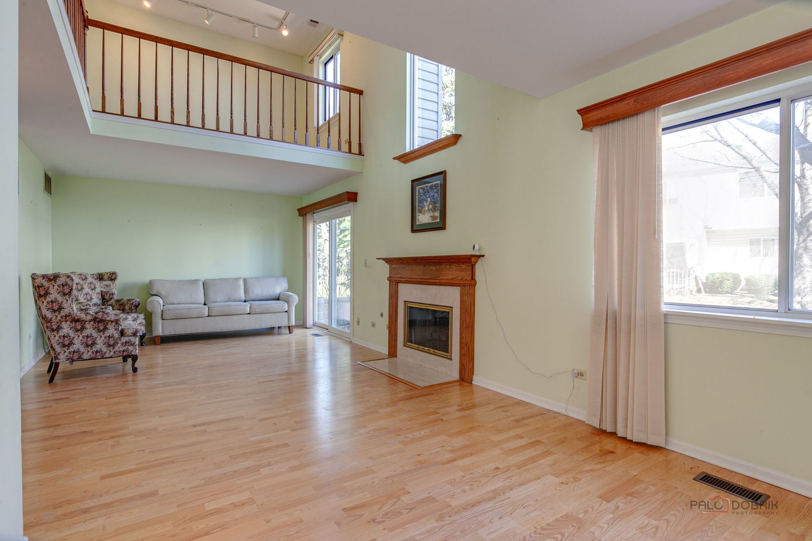 1835 Somerset Court, Gurnee, IL 60031