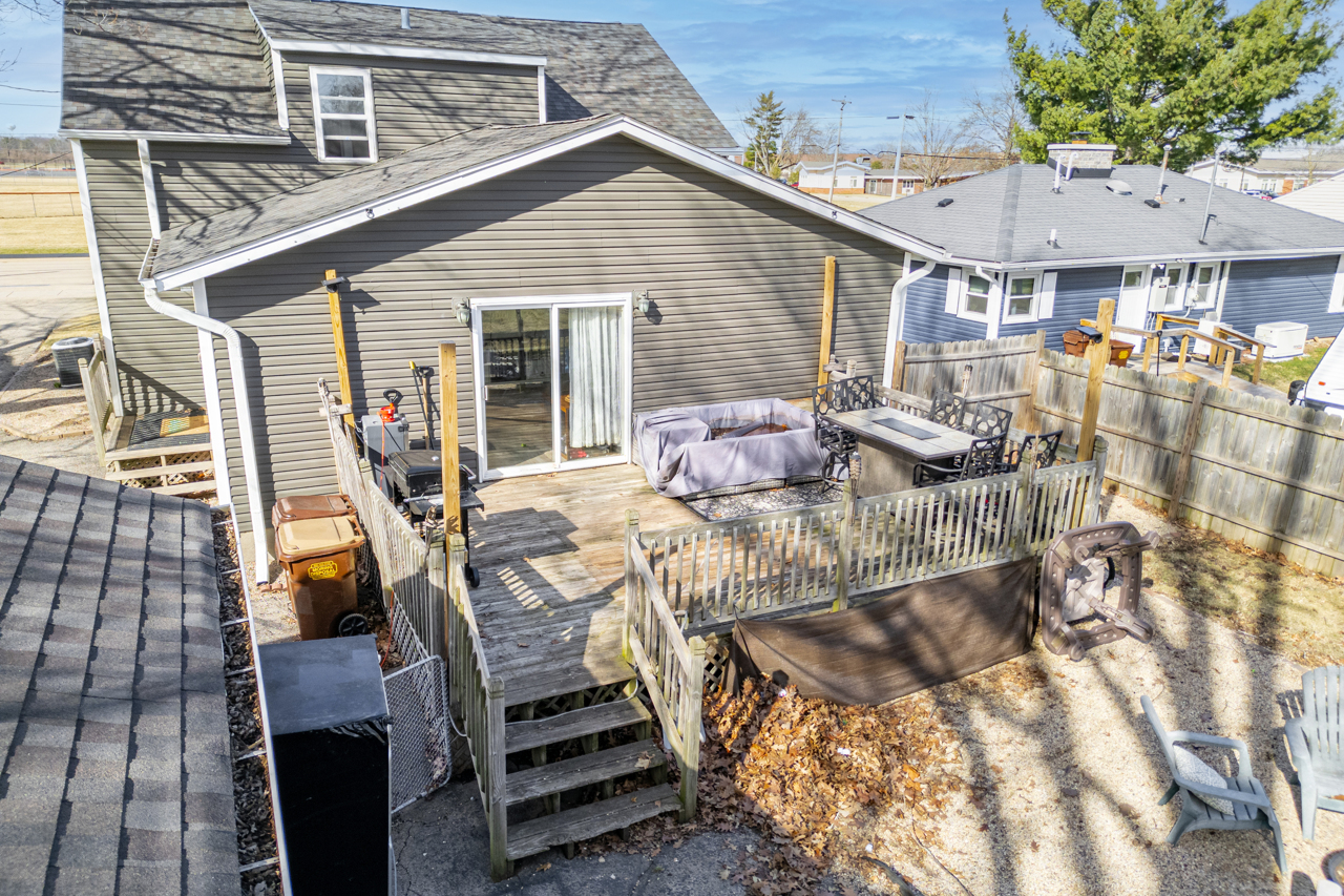 932 W 2nd Street, Byron, IL 61010