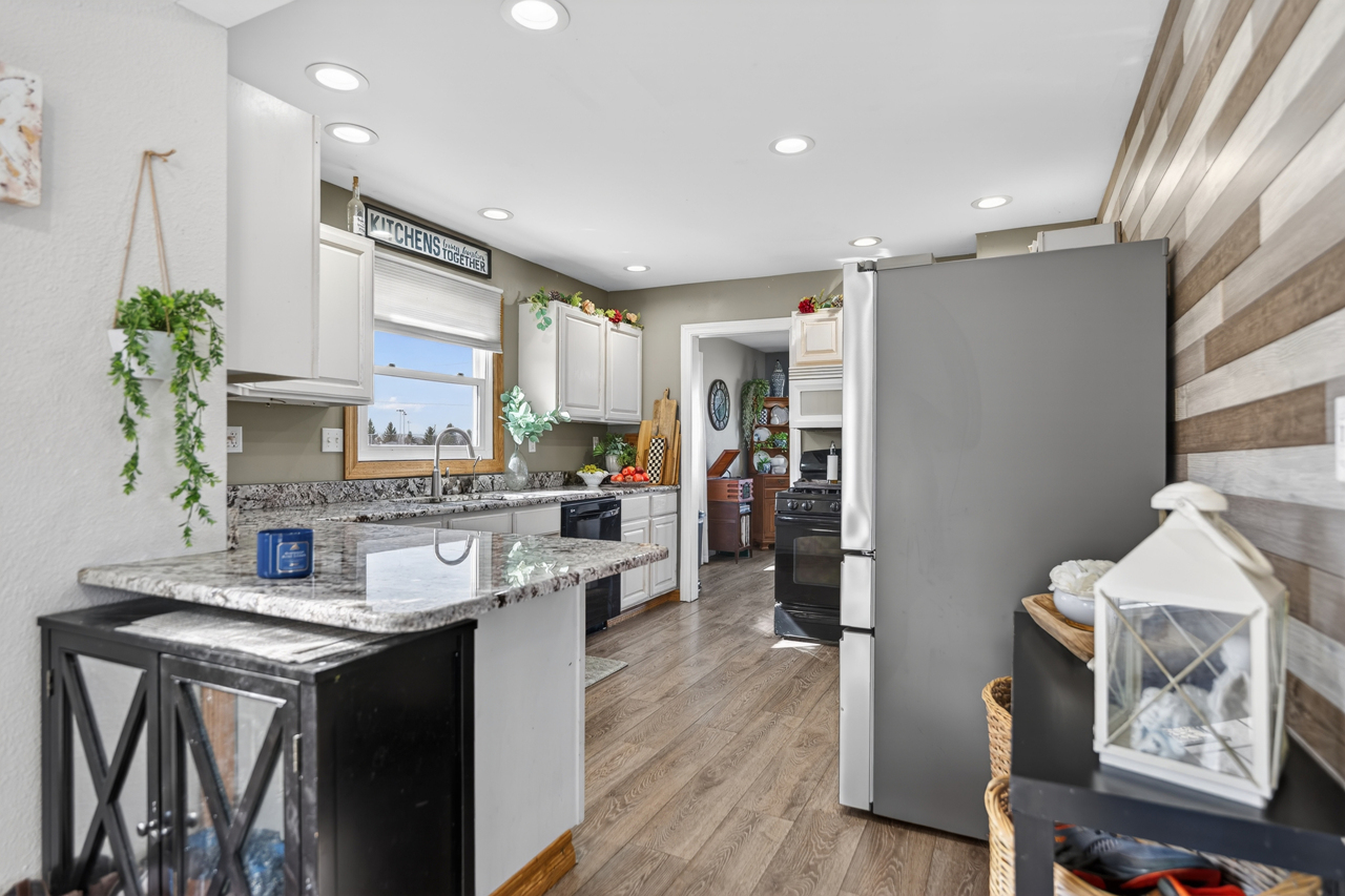 932 W 2nd Street, Byron, IL 61010