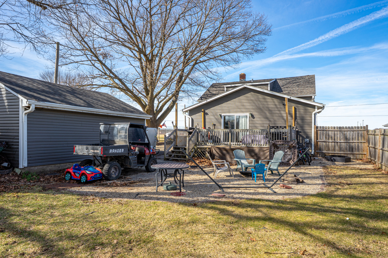 932 W 2nd Street, Byron, IL 61010