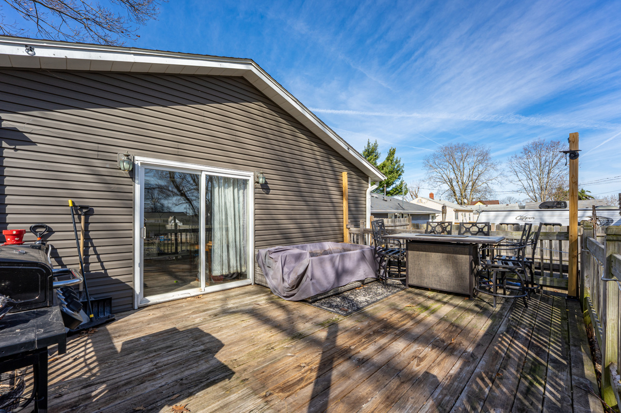 932 W 2nd Street, Byron, IL 61010