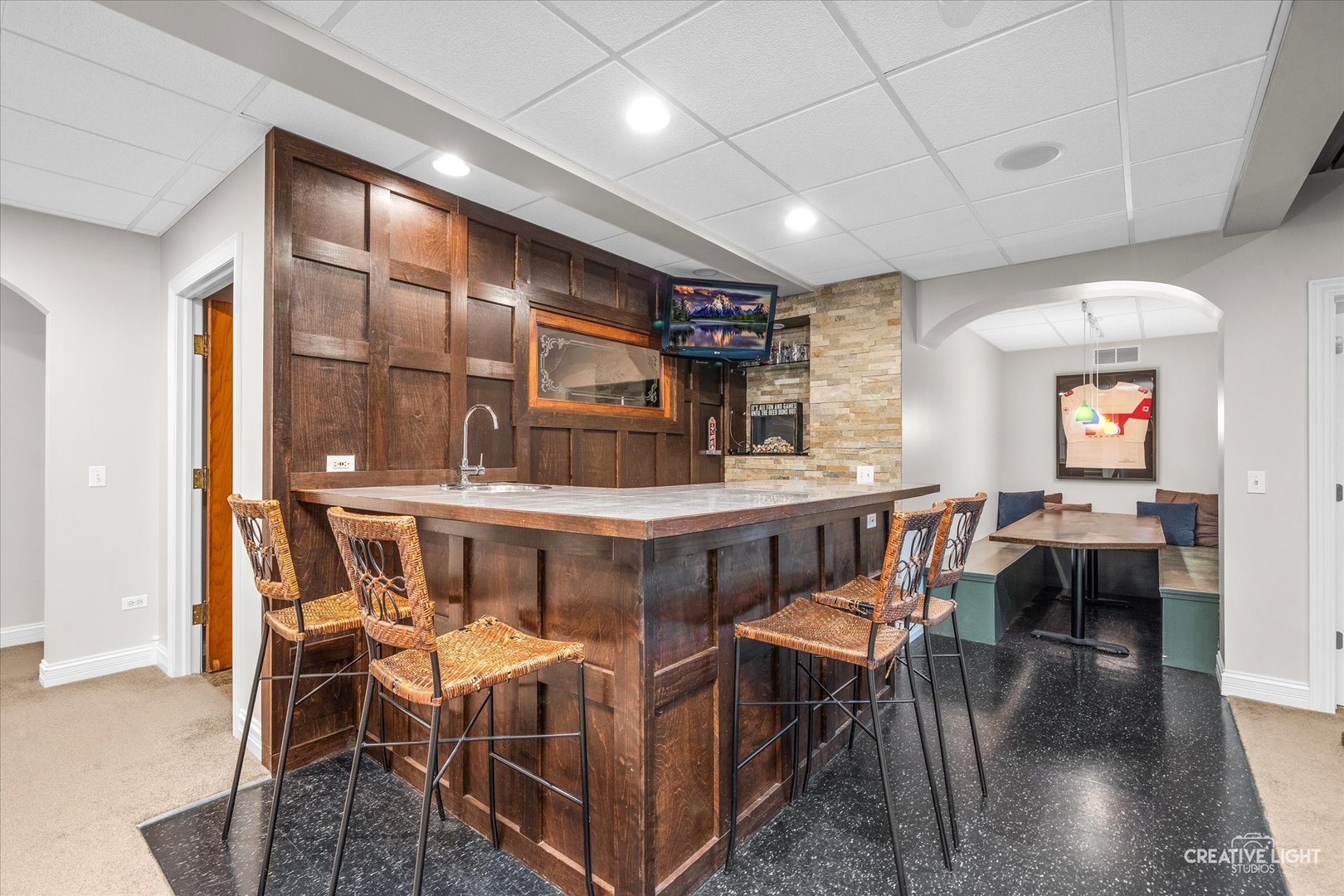 4119 CHAMPION Road, Naperville, IL 60564