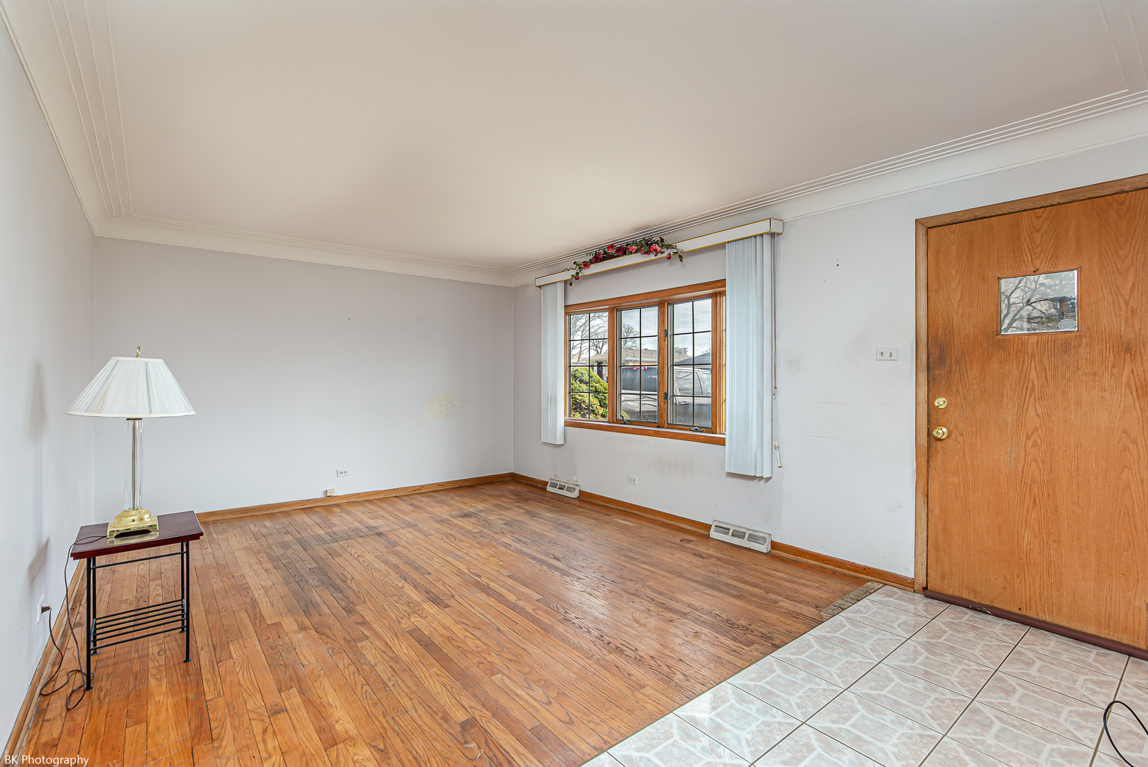 8420 S New England Avenue, Burbank, IL 60459