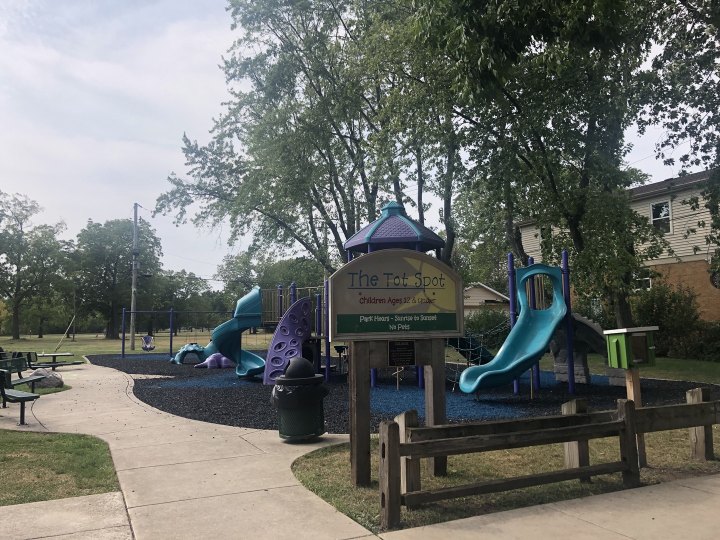 2222 S 15th Avenue, North Riverside, IL 60546