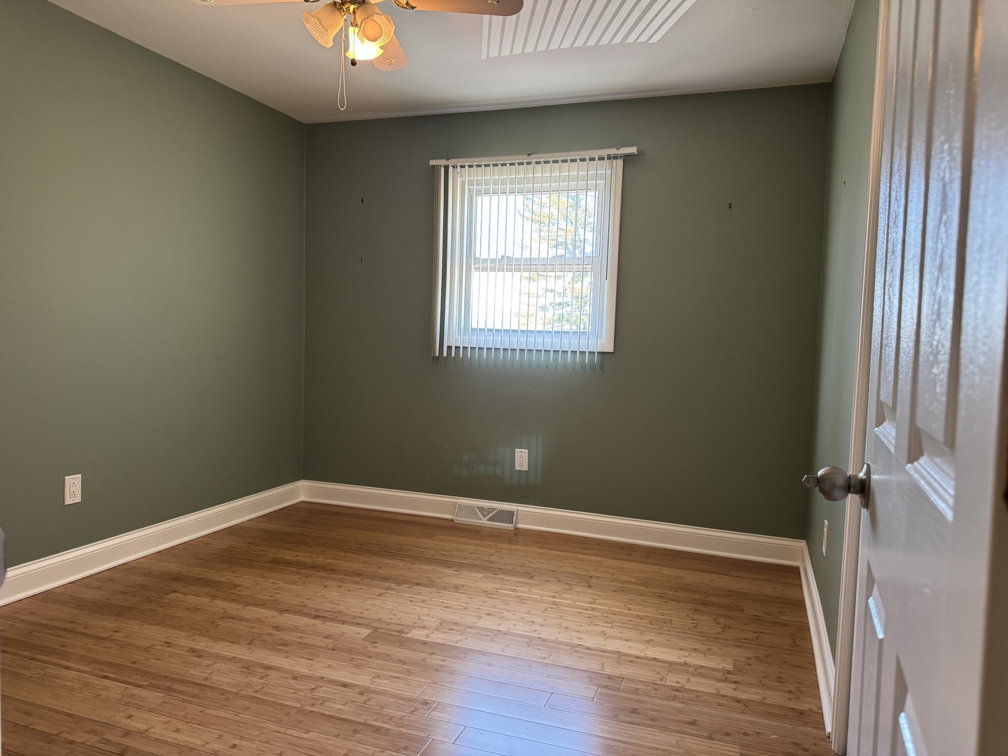 16035 S Parker Road, Homer Glen, IL 60491