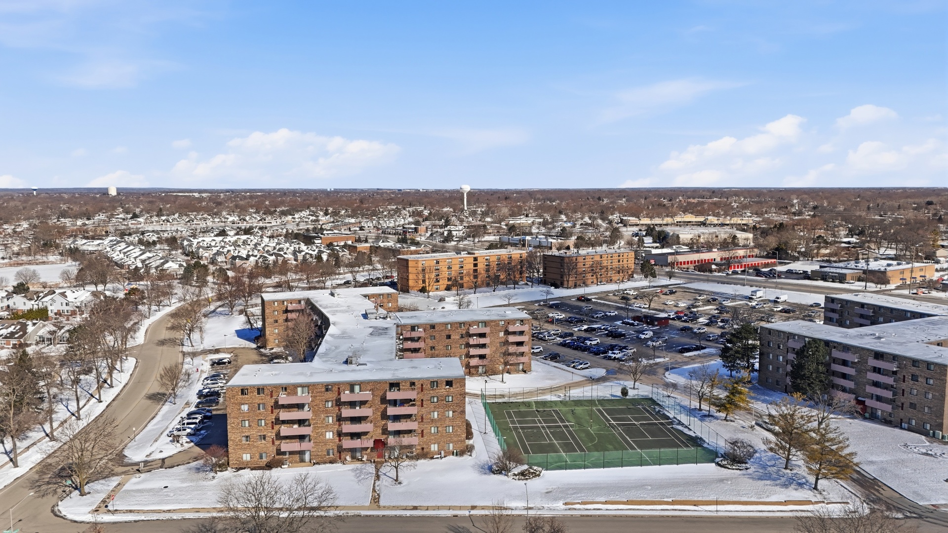 1463 Mercury Drive #115, Schaumburg, IL 60193