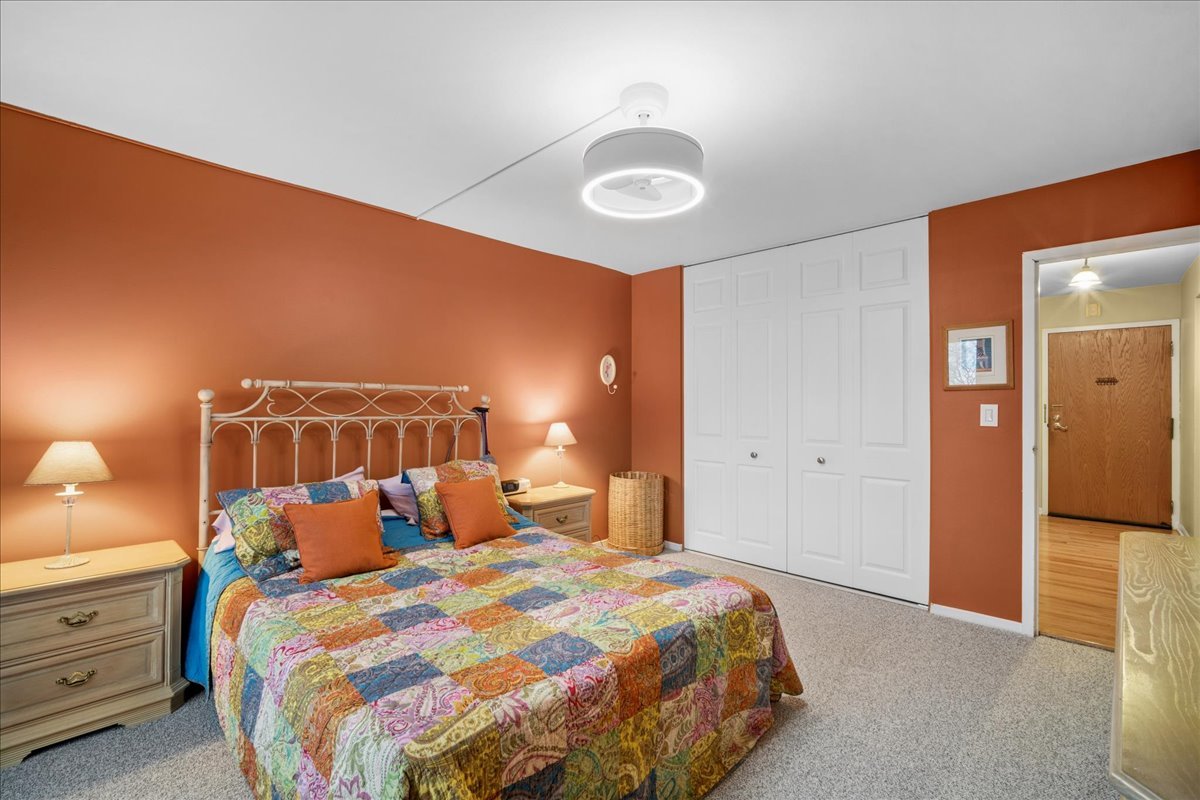 1515 E Central Road #462B, Arlington Heights, IL 60005