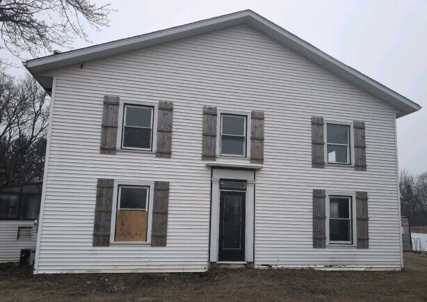 714 E County Line Road, Sparland, IL 61565