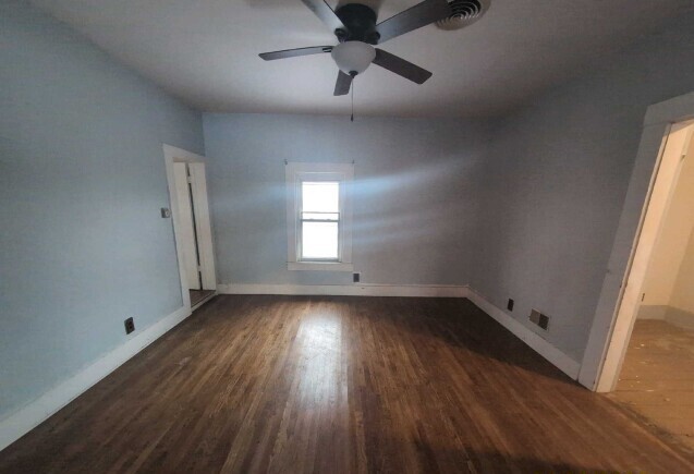 714 E County Line Road, Sparland, IL 61565