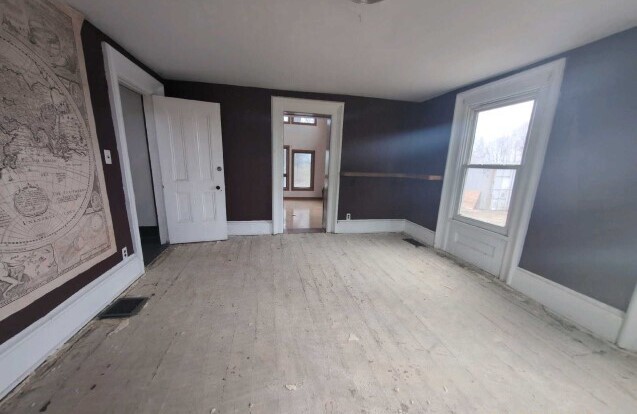 714 E County Line Road, Sparland, IL 61565