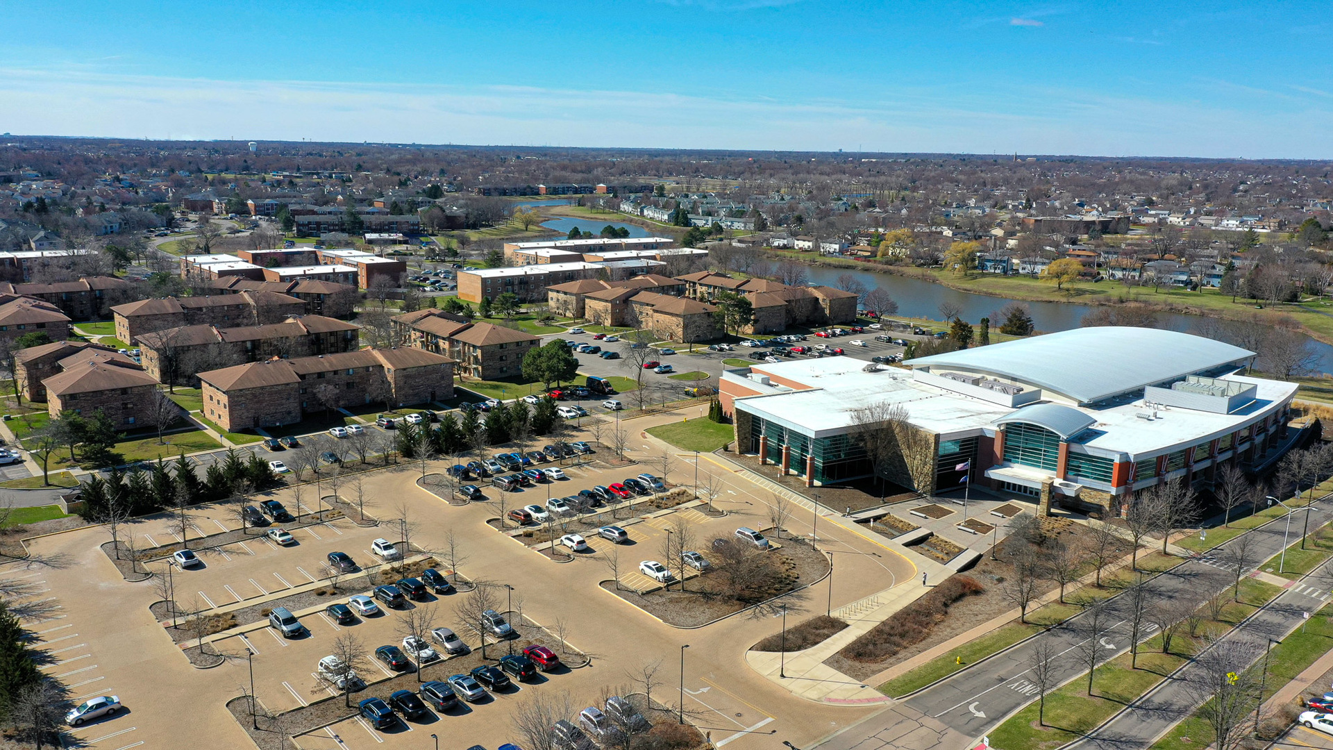 230 Klein Creek Court #F, Carol Stream, IL 60188