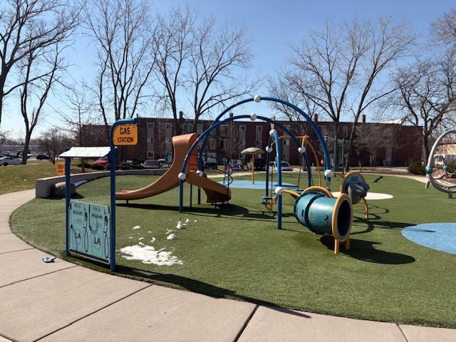 230 Klein Creek Court #F, Carol Stream, IL 60188