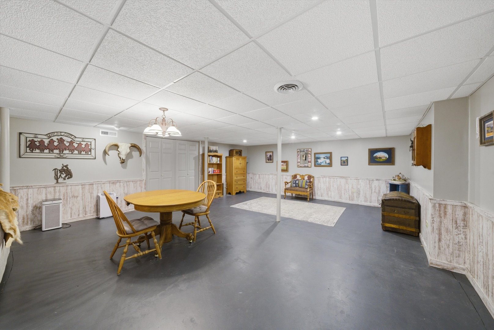 706 Silver Glen Road, McHenry, IL 60050