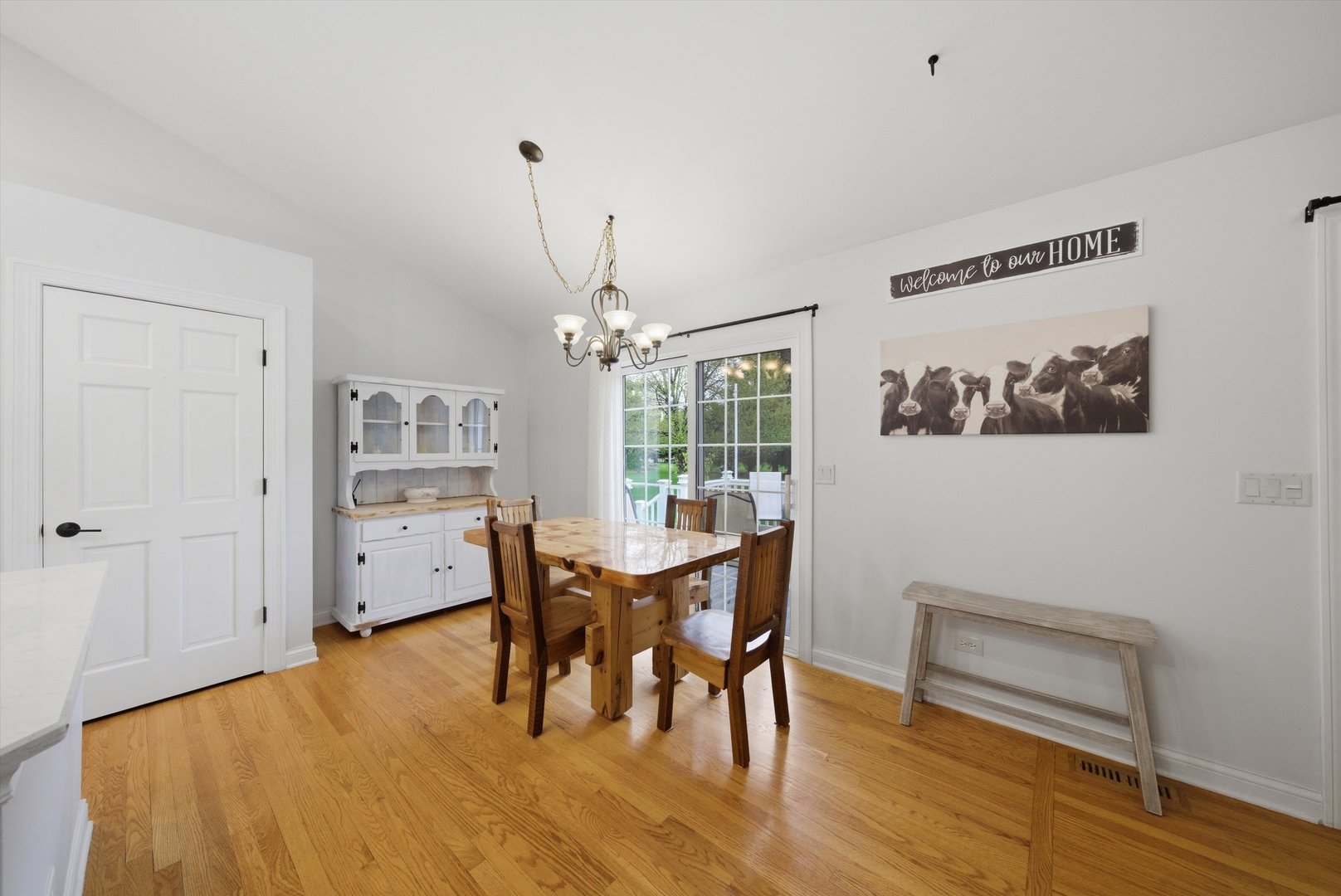 706 Silver Glen Road, McHenry, IL 60050