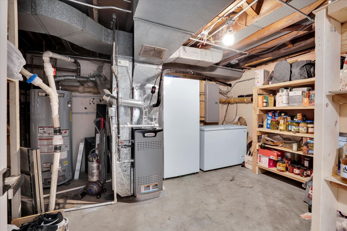 9317 Olcott Avenue, Morton Grove, IL 60053