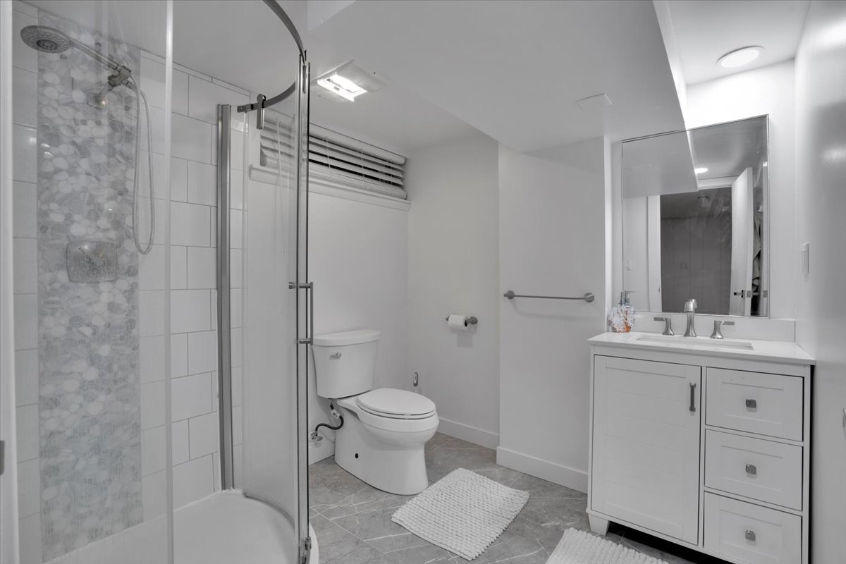 9317 Olcott Avenue, Morton Grove, IL 60053