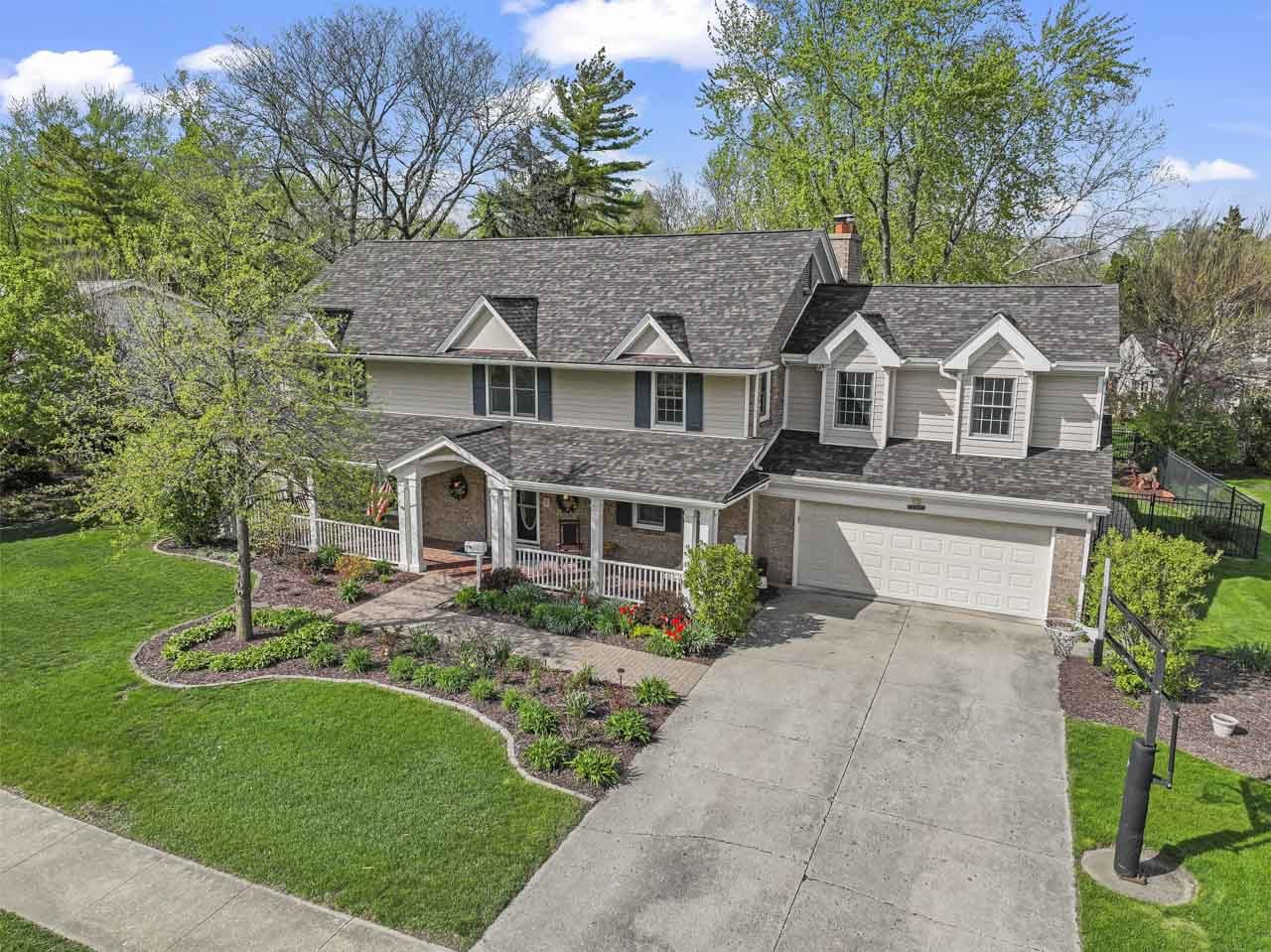 2245 Tanglewood Drive, Aurora, IL 60506