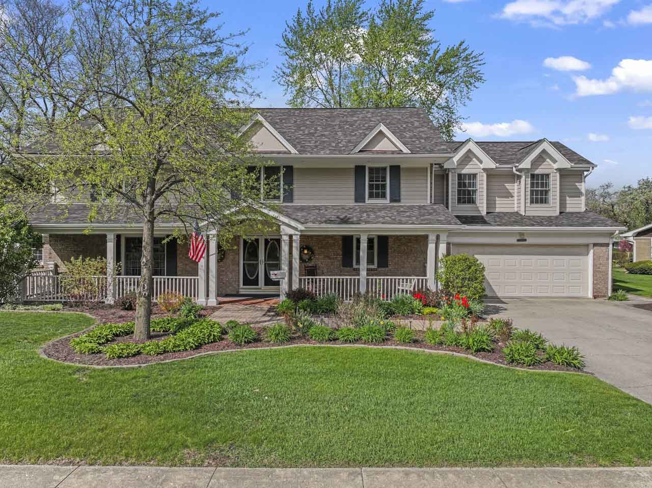 2245 Tanglewood Drive, Aurora, IL 60506