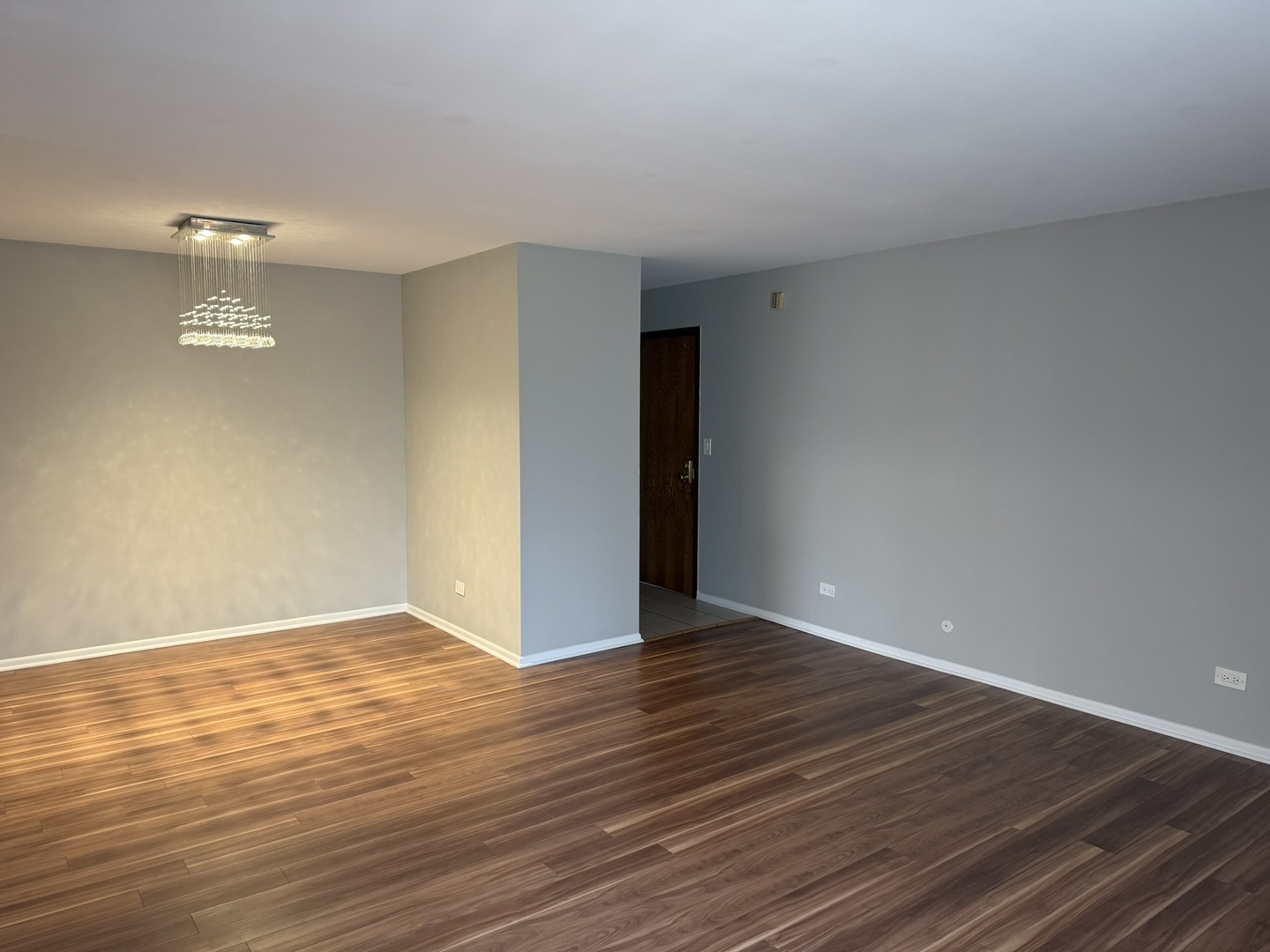 420 74th Street #204, Downers Grove, IL 60516