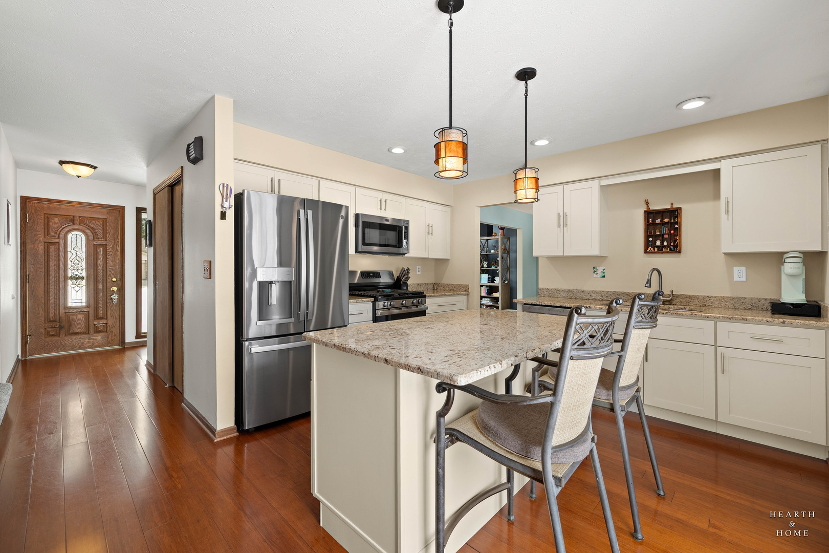 12715 Waltham Close, Roscoe, IL 61073