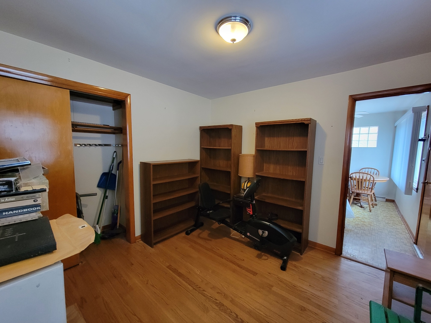 5316 N Rutherford Avenue, Chicago, IL 60656